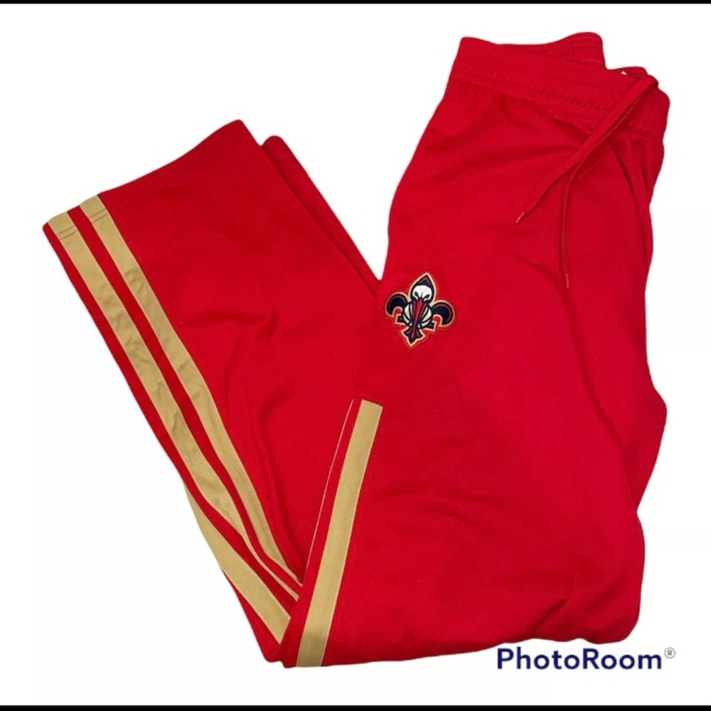 Pelicans sweatpants